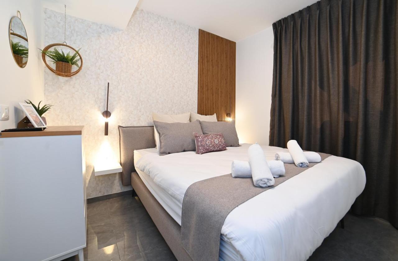 Yalarent C Kinneret Hotel Apartments Мігдаль Екстер'єр фото