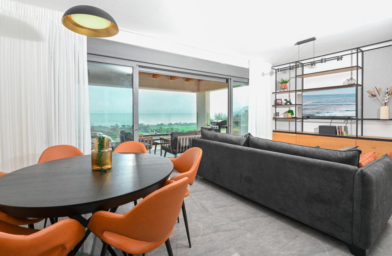 Yalarent C Kinneret Hotel Apartments Мігдаль Екстер'єр фото