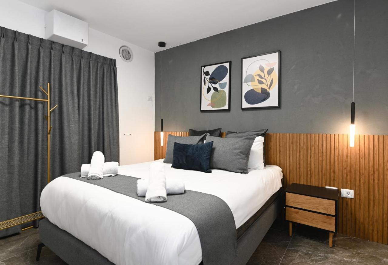 Yalarent C Kinneret Hotel Apartments Мігдаль Екстер'єр фото