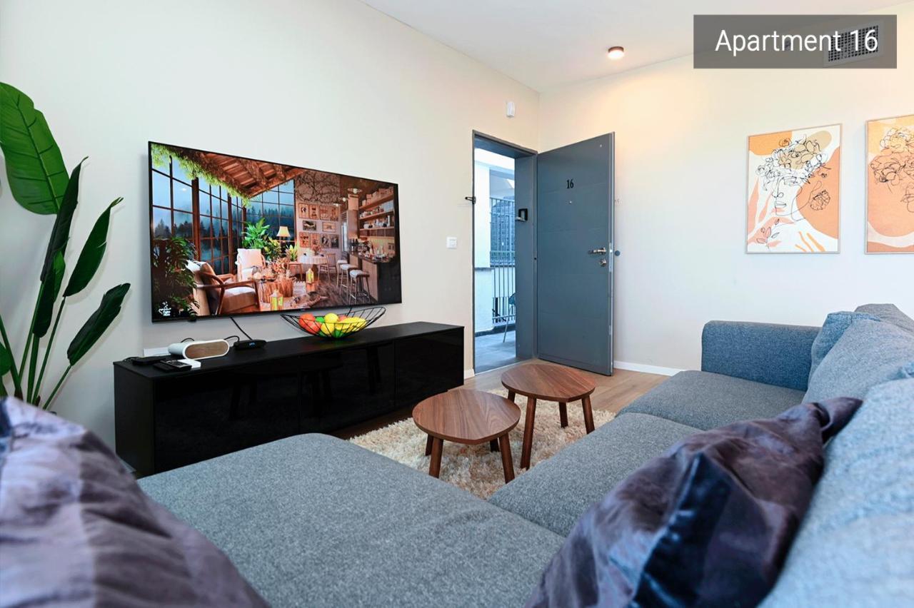 Yalarent C Kinneret Hotel Apartments Мігдаль Екстер'єр фото
