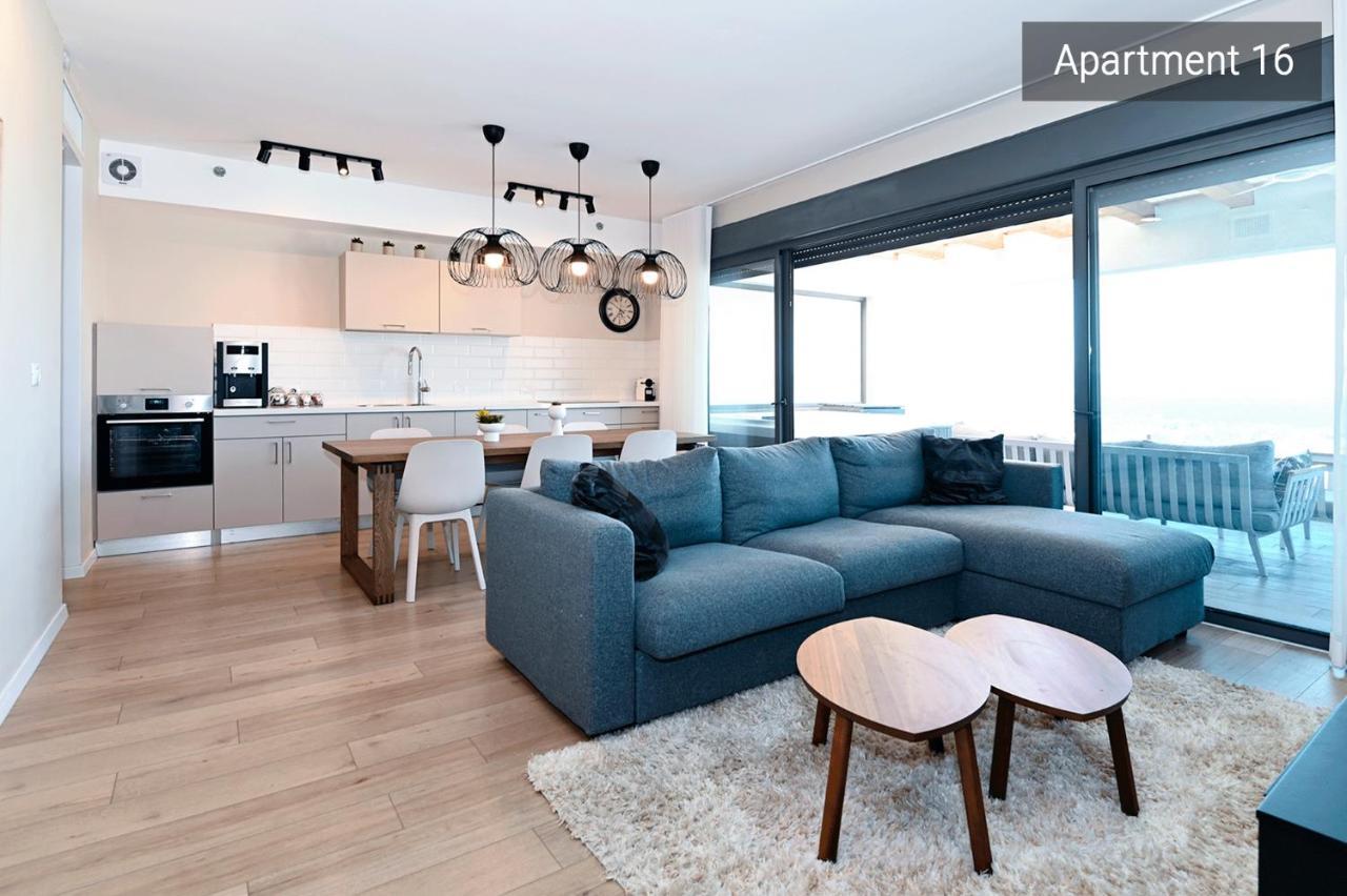 Yalarent C Kinneret Hotel Apartments Мігдаль Екстер'єр фото